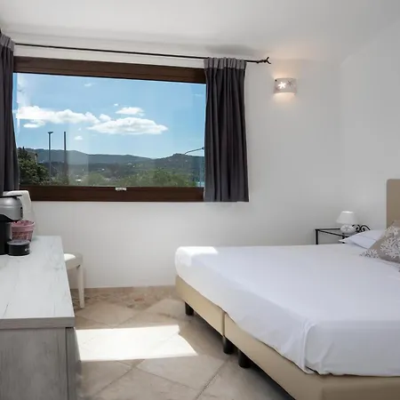 The Square Depandance Bed & Breakfast